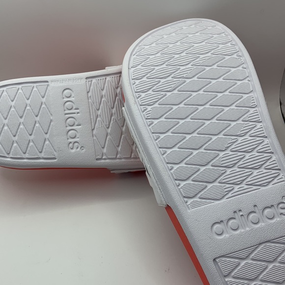 Adidas The Simpson’s Adilette comfort swim Natation  slides women wide feet - Picture 7 of 7